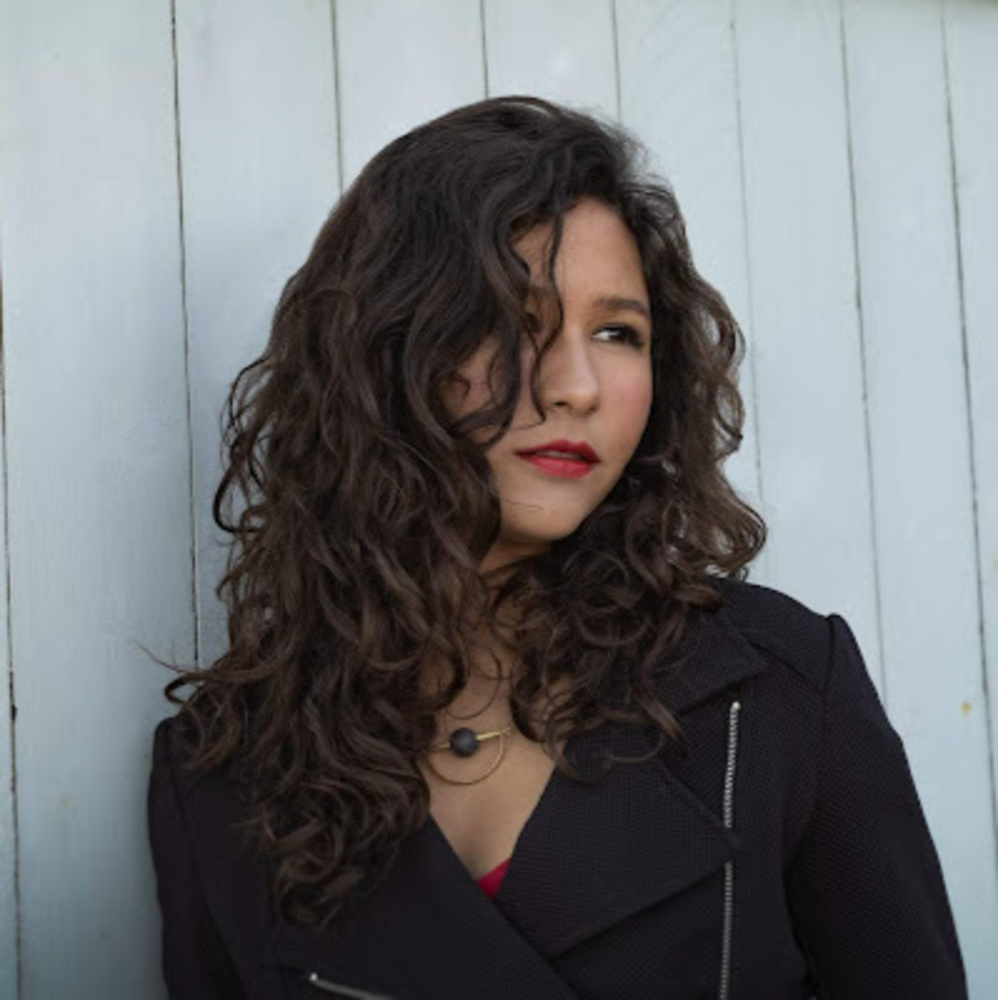 Meet your Posher, Caro